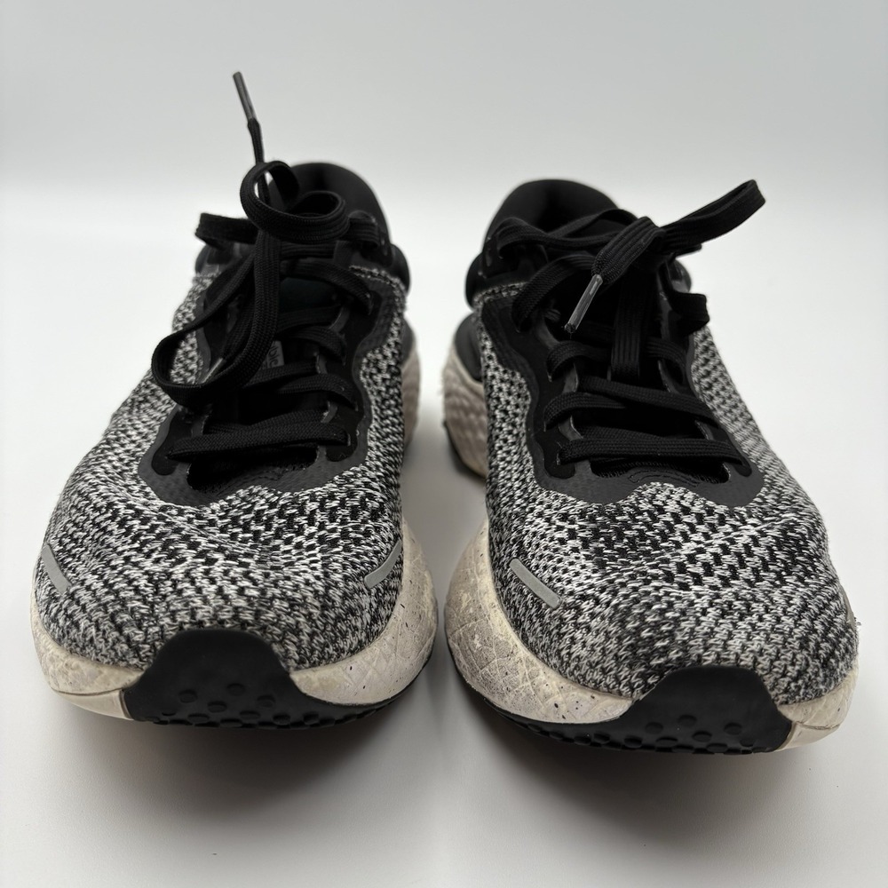 Nike ZoomX Invincible Run Flyknit 1 Men's Size 11 Grey Fog Black Shoes - Picture 12 of 12